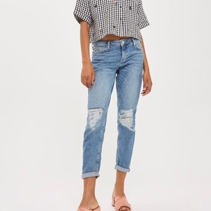 Topshop Lucas distressed girlfriend jeans